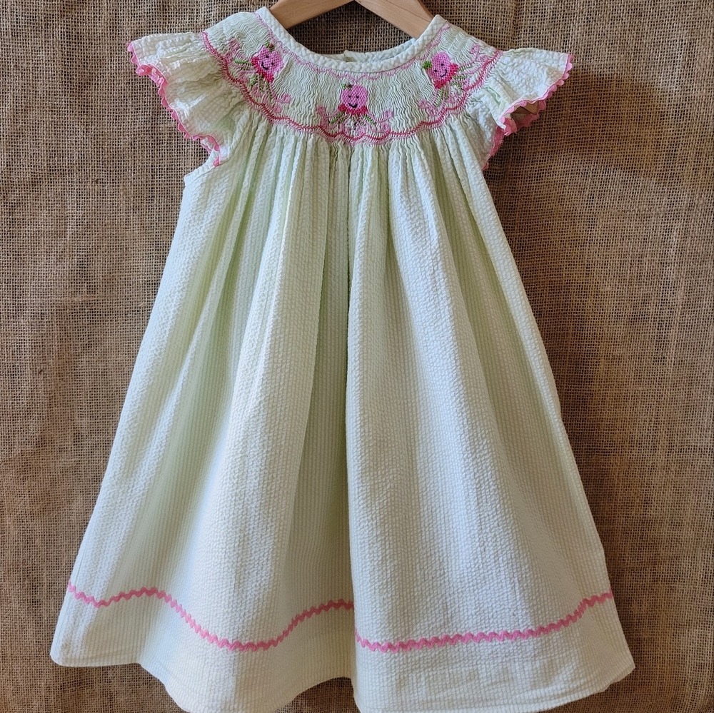 Shrimp & Grits Kids Green Seersucker Smocked Octapus Dress 3T